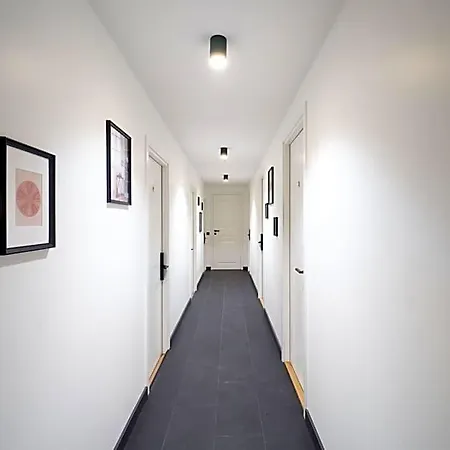 Airport Aparthotel 3*