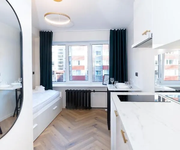 Airport By Revalhome Aparthotel 3*