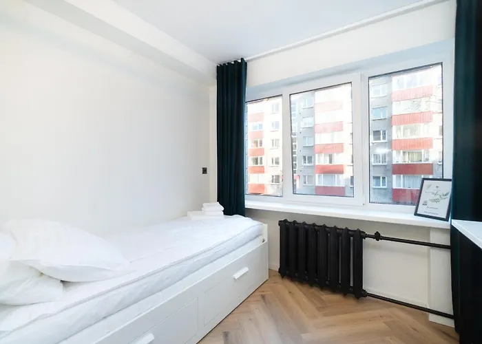 Airport By Revalhome 3*