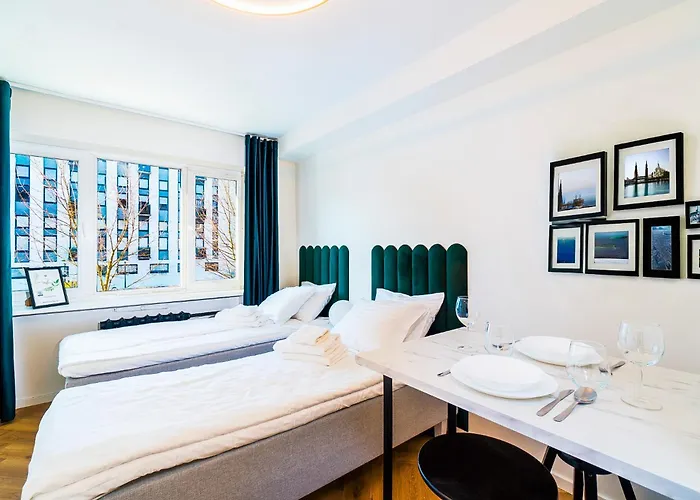 Апарт-отель Airport By Revalhome 3*